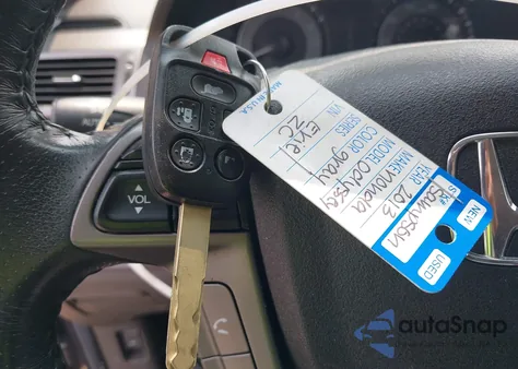 2013 Honda Odyssey Ex-L z USA, uszkodzony, nr VIN 5FNRL5H63DB019055